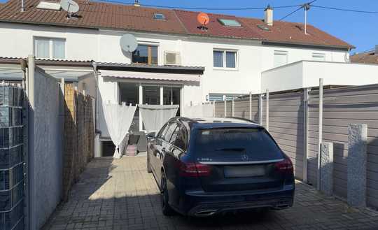 Modernisiertes Reihenmittelhaus mit Klimaanlage in ruhiger Wohnlage