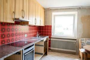 GROSSZÜGIGES WOHNHAUS: schöne Lage in Balingen – Die vollständige Adresse der Immobilie erhältst du vom Anbieter., 72336 Balingen – Vorschaubild 4