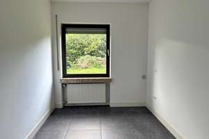 **Wohnhaus mit Einliegerwohnung oder Büro in der Nähe Prüm oder Bitburg in der Eifel** – Die vollständige Adresse der Immobilie erhältst du vom Anbieter., 54597 Burbach – Vorschaubild 33