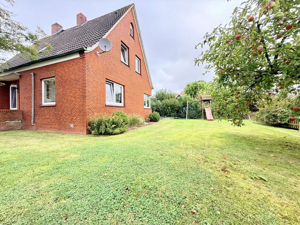 Immobilie in Jemgum - * Ruhige Lage * Kamin * 2 Garagen * Unglaubliche Weitsicht * Heizung von 2023 * Top Raumaufteilung * - Bild 2