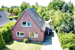 Gemütliches Einfamilienhaus in beliebter Siedlungslage  – Leer (Kreis) – Vorschaubild 1