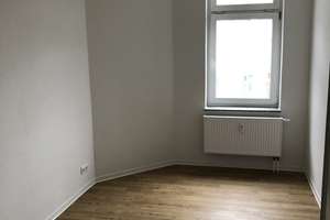 Frisch renovierte 4-Raumwohnung mit Balkon zu vermieten - auf Wunsch mit neuer Einbauküche! – zöllnerplatz 24, 9113 Schloßchemnitz, Chemnitz – Vorschaubild 10