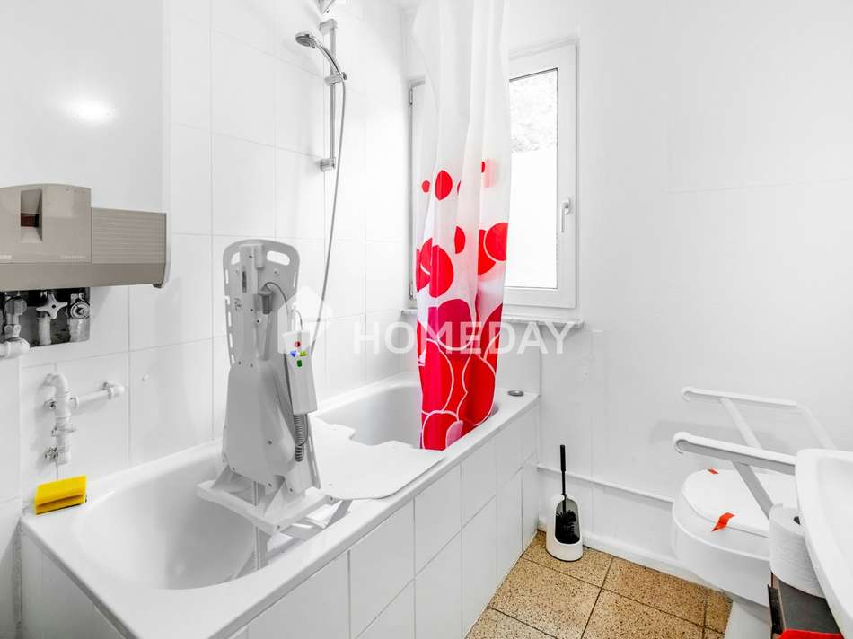 EG Badezimmer 2 1