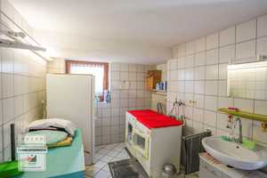 Freistehendes EFH / ZFH mit Potenzial – Großzügig und schön gelegen – Donau-Ries (Kreis) – Vorschaubild 11