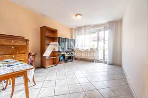 Komfortable 2-Zimmer-Wohnung mit Balkon – ideales Renovierungsobjekt für Anleger oder Eigennutzer – Die vollständige Adresse der Immobilie erhältst du vom Anbieter., 99887 Georgenthal/Thüringer Wald – Vorschaubild 4