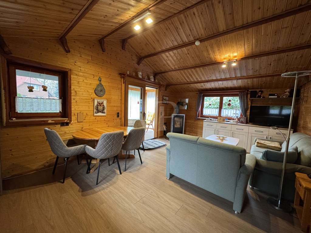 Immobilie in Wiefelstede - Seltene Gelegenheit - Wochenendhaus im Feriengebiet - Bild 3