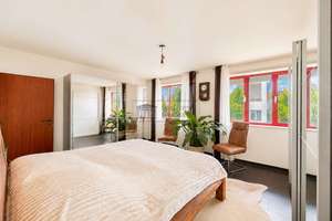 Wohnen am Rhein: 4 Zimmer, Balkon und TG-Stellplatz in Rodenkirchen – Die vollständige Adresse der Immobilie erhältst du vom Anbieter., 50996 Rodenkirchen (Ortsteil), Köln – Vorschaubild 3