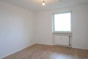 Moderne 2-Zimmer-Wohnung mit Balkon in Düsseldorf – Torfbruchstraße 71, 40625 Düsseldorf – Vorschaubild 18