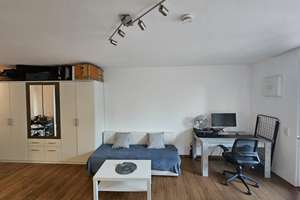 Helles möbliertes 1-Zimmer-Apartment mit Balkon und Fußbodenheizung – 35 m² im 1. OG – Bei der Hollerstaude 2, 85049 Friedrichshofen-Hollerstauden, Ingolstadt – Vorschaubild 3