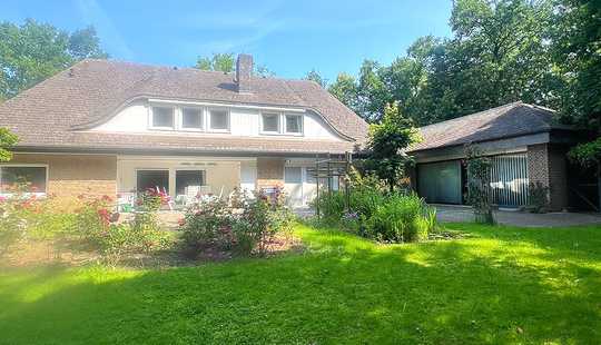 Bild von Exklusive historische Villa mit Schwimmbad in bester Lage von Ehmen