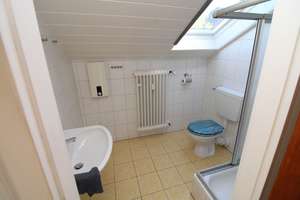 Doppelhaushälfte in gepflegter, ruhiger Wohnlage von Hattingen-Welper. Mit Garage und Garten. – Ludwig-Zamenhof-Straße 11, 45527 Hattingen – Vorschaubild 42