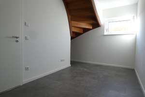 BUILT-IN 2022! High-quality duplex apartment with garden and parking* Only 13 minutes to Clay" – Die vollständige Adresse der Immobilie erhältst du vom Anbieter., 65191 Mitte, Wiesbaden – Vorschaubild 14