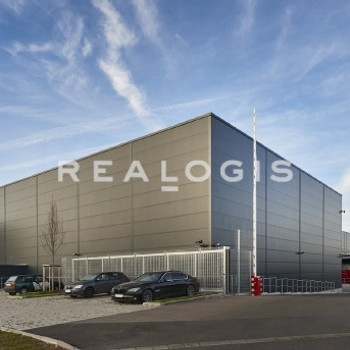 Logistik-Center in Top-Lage!