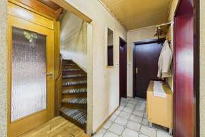 Sanierungsbedürftiges Ein- bis Zweifamilienhaus mit Garage und Schuppen! – Die vollständige Adresse der Immobilie erhältst du vom Anbieter., 76327 Pfinztal – Vorschaubild 11