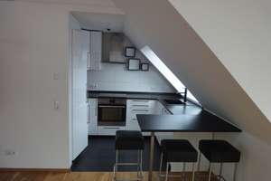 4,5-Zimmer DG-Galerie-Wohnung in Stuttgart-Sommerrain – Die vollständige Adresse der Immobilie erhältst du vom Anbieter., 70374 Muckensturm, Stuttgart – Vorschaubild 2
