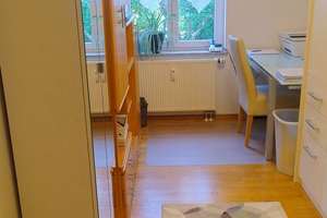 3-Zimmer-Wohnung mit Terrasse und Gartenanteil in München-Moosach – Höchstädter Weg 6, 80997 Moosach-Bahnhof, München – Vorschaubild 4