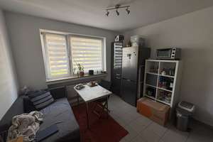 Helle 1-Zimmer-Wohnung mit Balkon in zentraler, aber ruhiger Lage in Köln-Holweide! – Isolanistr. 14, 51067 Holweide, Köln – Vorschaubild 9