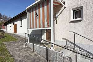 Glücksgriff für Familien und Schrauber. 
8 Zimmer auf 149 m². Plus 251 m² Fläche.
2 große Garagen. – Die vollständige Adresse der Immobilie erhältst du vom Anbieter., 72636 Frickenhausen – Vorschaubild 32