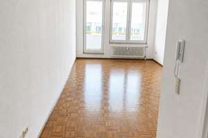 *FREI* - Großes Ein-Zimmer-Appartement