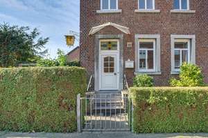 Ein Haus mit Geschichte, Charme und unendlichen Möglichkeiten – im Herzen von Herzogenrath – Die vollständige Adresse der Immobilie erhältst du vom Anbieter., 52134 Herzogenrath – Vorschaubild 6