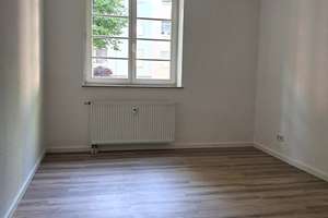 GEMÜTLICHE 2 Zimmer mit Weitblick * Balkon * modernes Badezimmer * Stellplatz – Zeißstraße 71, 9131 Hilbersdorf, Chemnitz – Vorschaubild 4