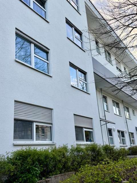 Familienfreundlich, modern, mit Sonnenbalkon - 4-Zimmer Wohnung in Dotzheim, Wiesbaden – Bild 4