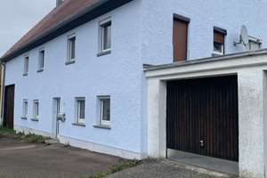 Günstiges, modernisiertes 8-Raum-Einfamilienhaus in Heuchlingen