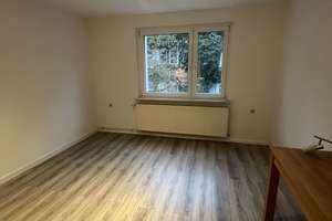 Gepflegte 2-Zimmer-Wohnung mit Einbauküche ab 01.12.2025 – Böcklerstraße 12, 38102 Viewegsgarten-Bebelhof, Braunschweig – Vorschaubild 2