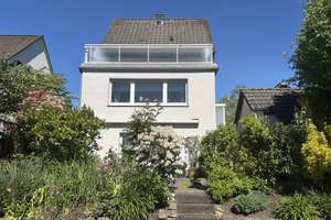 Freistehendes Einfamilienhaus mit Garage und Garten in HA‑Boelerheide