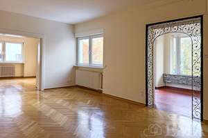 Großzügiges Zweifamilienhaus auf traumhaftem Gartengrundstück in Berlin-Frohnau – Die vollständige Adresse der Immobilie erhältst du vom Anbieter., 13465 Frohnau, Berlin – Vorschaubild 10