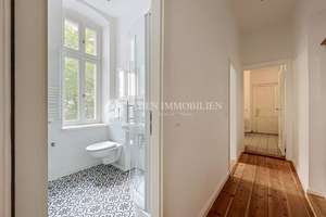 *4-Zimmer-Altbauwohnung mit Balkon, Stuck, Parkett und Einbauküche* – Knesebeckstr. 4, 10623 Charlottenburg, Berlin – Vorschaubild 31