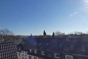 Renovierte ruhige 4-Zi. Maisonette-Whg. mit Südbalkon & Domblick mitten in Dellbrück – Kemperbachstraße 51, 51069 Dellbrück, Köln – Vorschaubild 5
