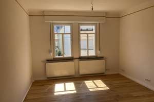 Komplettrenovierte helle 3 Zimmer Wohnung mit neuer Einbauküche und großem Balkon – Hördtstr. 32, 70435 Zuffenhausen-Mitte, Stuttgart – Vorschaubild 4