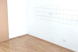 Großzügige 2-Zimmer-Wohnung mit Wannenbad im Erdgeschoss – Am Bocklerbaum 21, 45307 Kray, Essen – Vorschaubild 10