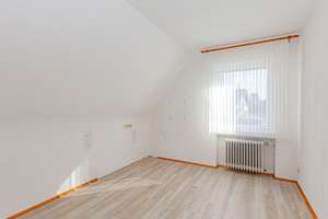 Solide DHH mit großzügigem Garten und großer Garage  in Sackgassenlage! Zeitnah beziehbar! – Die vollständige Adresse der Immobilie erhältst du vom Anbieter., 47804 Benrad-Süd, Krefeld – Vorschaubild 36