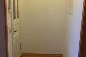 Ravensberg 2 Zi Whg Balkon 2 min zur Uni  große EBK Waschtrockner  , Holzboden, Waschkammer – Knooper Weg 162, 24105 Ravensberg, Kiel – Vorschaubild 9