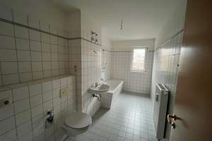 Großzügige 3 Zimmerwohnung in der Porzer Str.  43 / Treptow – Porzer Str. 43, 12524 Altglienicke, Berlin – Vorschaubild 5