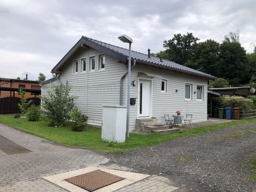 Immobilie in Niederwambach - Attraktives Wohn- / und Ferienhaus in ruhiger Natur - Bild 0