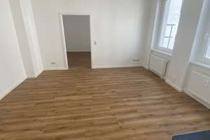 Frisch saniert, Neuer Bodenbelag, Tageslichtbad mit Wanne & Top Ausstattung – 39112 Sudenburg, Magdeburg – Vorschaubild 7