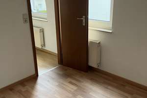 Wohnen mit Charakter: 3-Zimmer-Wohnung in Remscheid – Die vollständige Adresse der Immobilie erhältst du vom Anbieter., 42853 Stadtpark, Remscheid – Vorschaubild 4