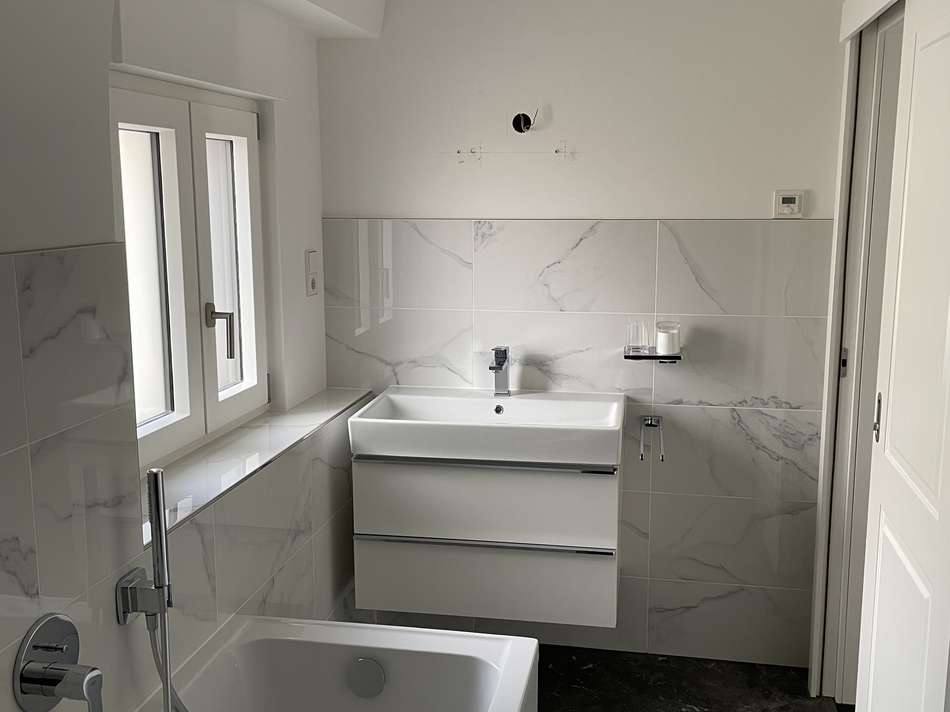 Badezimmer im 1 Obergeschoss