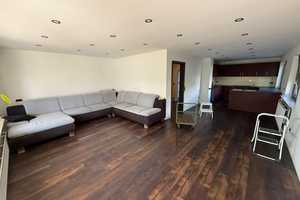 Attraktive 7-Zimmer-Doppelhaushälfte mit großzügiger Terrasse in ruhiger Wohngegend – Tannenweg 13, 74252 Heilbronn (Kreis) – Vorschaubild 2