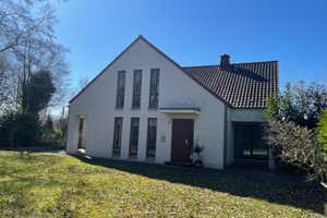 Attraktive DHH großz. Auft. toller großer Garten, Keller Garage GT-Nä. Bertelsmann HV – Gütersloh (Kreis) – Vorschaubild 1