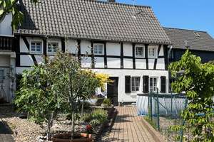 SANKT AUGUSTIN, tolles saniertes Fachwerkhaus mit 3-4 Zimmer, ca. 80 m² Wfl. und ca. 360 m² Süd-GrSt – Die vollständige Adresse der Immobilie erhältst du vom Anbieter., 53757 Sankt Augustin – Vorschaubild 6