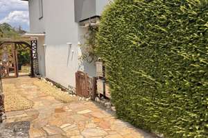 ATTRAKTIVE 2-ZIMMER-ETW MIT XXL-TERRASSE & GARTEN / WBN.-KOHLHECK – Paul-Gerhardt-Straße 31, 65197 Dotzheim, Wiesbaden – Vorschaubild 3