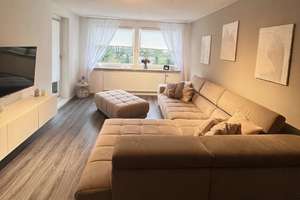 Stilvoll kernsanierte 3-Zimmer-Wohnung mit Balkon, Aufzug & in begehrter Lage von Kirchdornberg