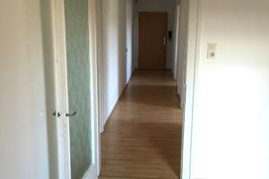 ruhige schöne 3-Zi -Wohnung, hell, Balkon – Wolfgangstr. 21, 86153 Rechts der Wertach, Augsburg – Vorschaubild 5