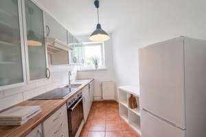 Ansprechende 3-Zi.-Wohnung mit Balkon im besonders begehrten Stadtteil Schwachhausen – Die vollständige Adresse der Immobilie erhältst du vom Anbieter., 28213 Riensberg, Bremen – Vorschaubild 4
