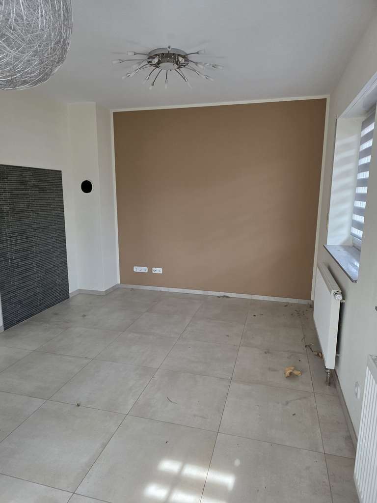 Immobilie in Hammelburg - Doppelhaushälfte mit Carport u. zusätzl. Gartengrundstück - Bild 4