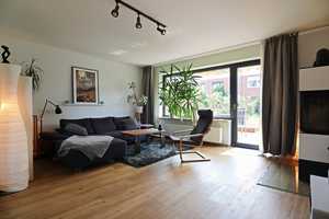 RESERVIERT | teilsaniertes Endreihenhaus mit Kamin, Balkon, Keller, Garage uvm. – Pinneberg (Kreis) – Vorschaubild 5